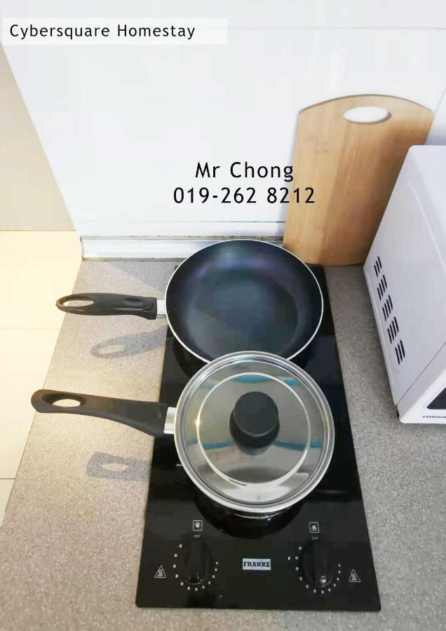 Cybersqaure Studio Suites With Netfilx @10 Min Walking Distance To Mcd 塞贝维 外观 照片