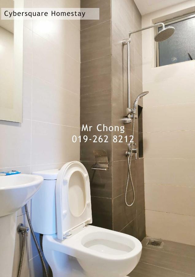 Cybersqaure Studio Suites With Netfilx @10 Min Walking Distance To Mcd 塞贝维 外观 照片