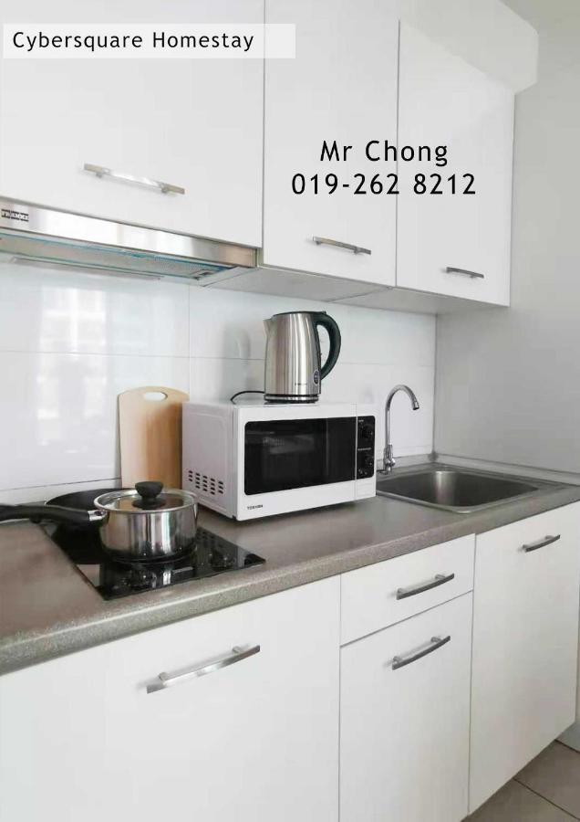 Cybersqaure Studio Suites With Netfilx @10 Min Walking Distance To Mcd 塞贝维 外观 照片